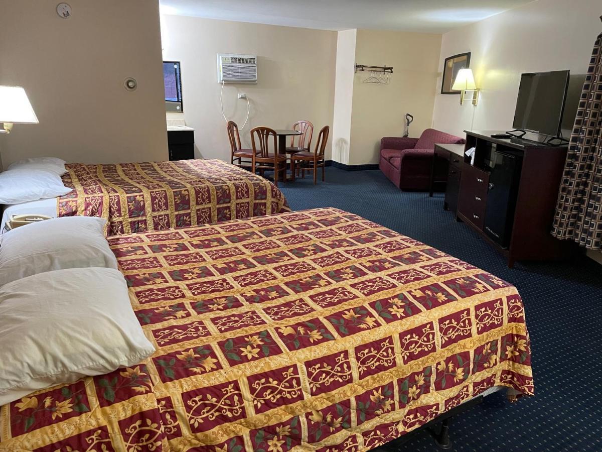 American Inn And Suites Countryside Esterno foto