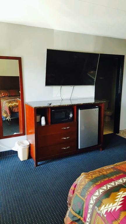 American Inn And Suites Countryside Esterno foto