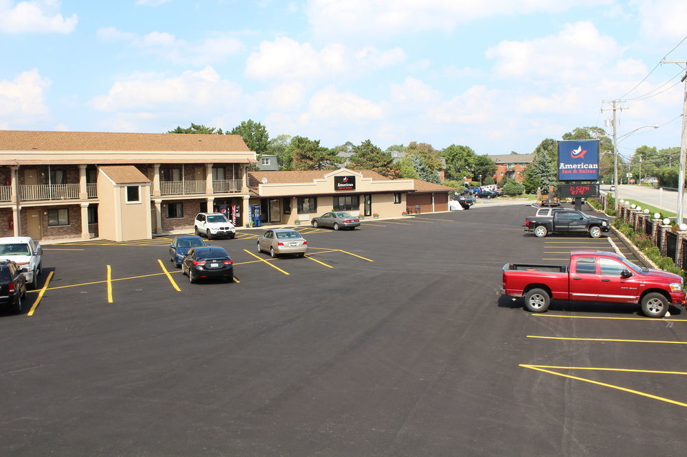 American Inn And Suites Countryside Esterno foto