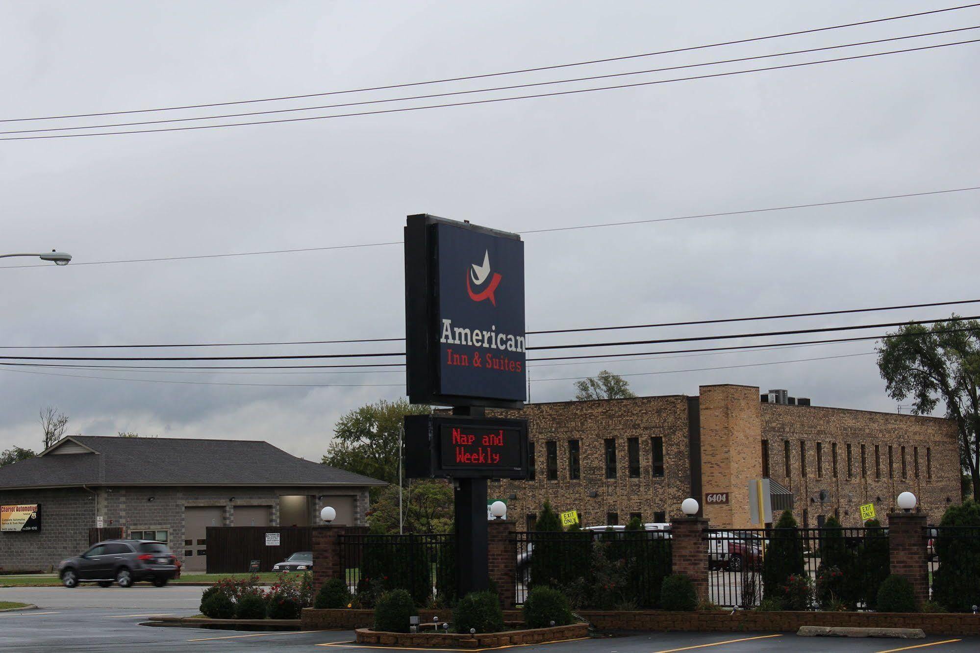 American Inn And Suites Countryside Esterno foto